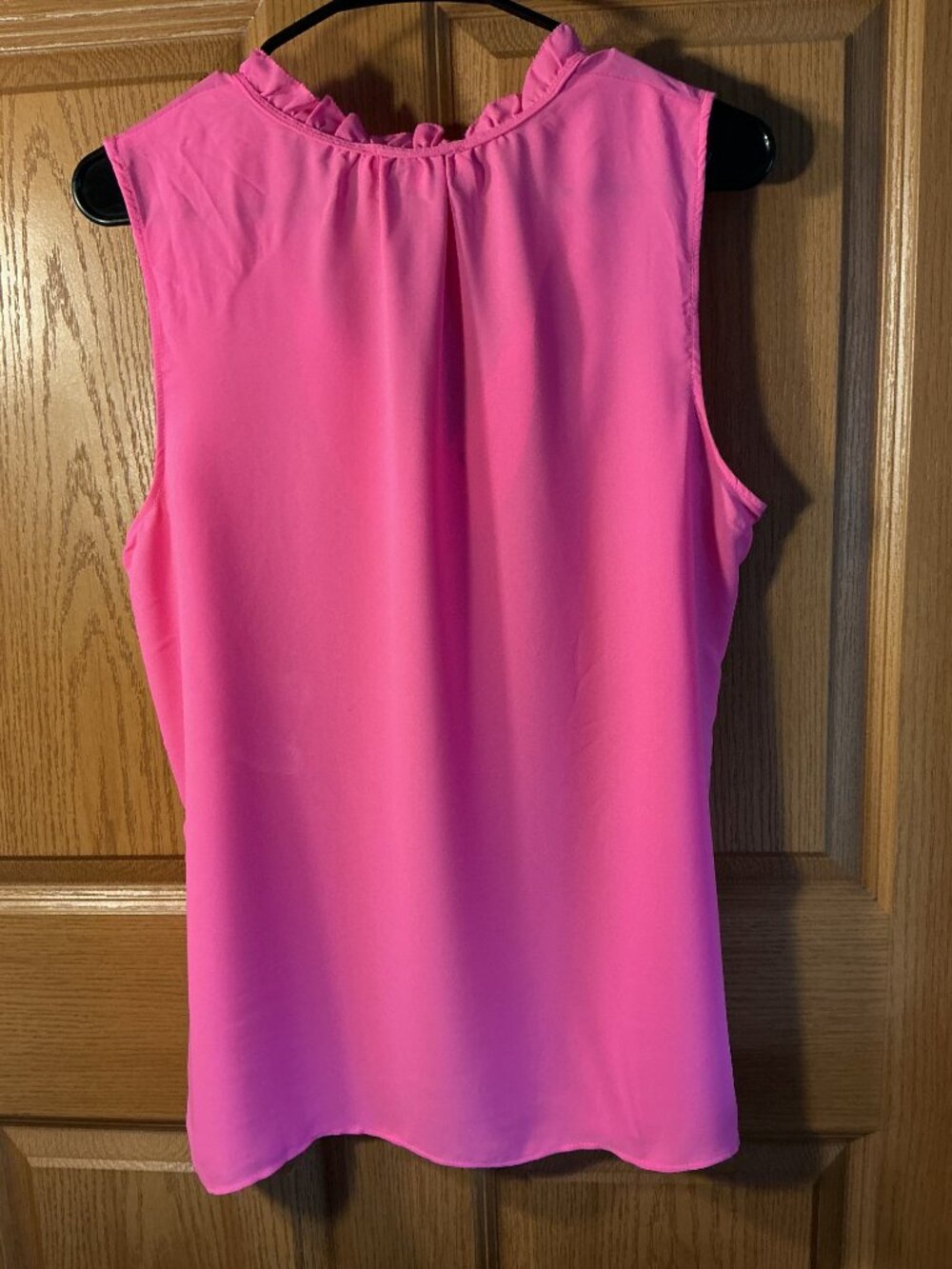 Rose & Olive Sleeveless Blouse - Picture 2 of 2